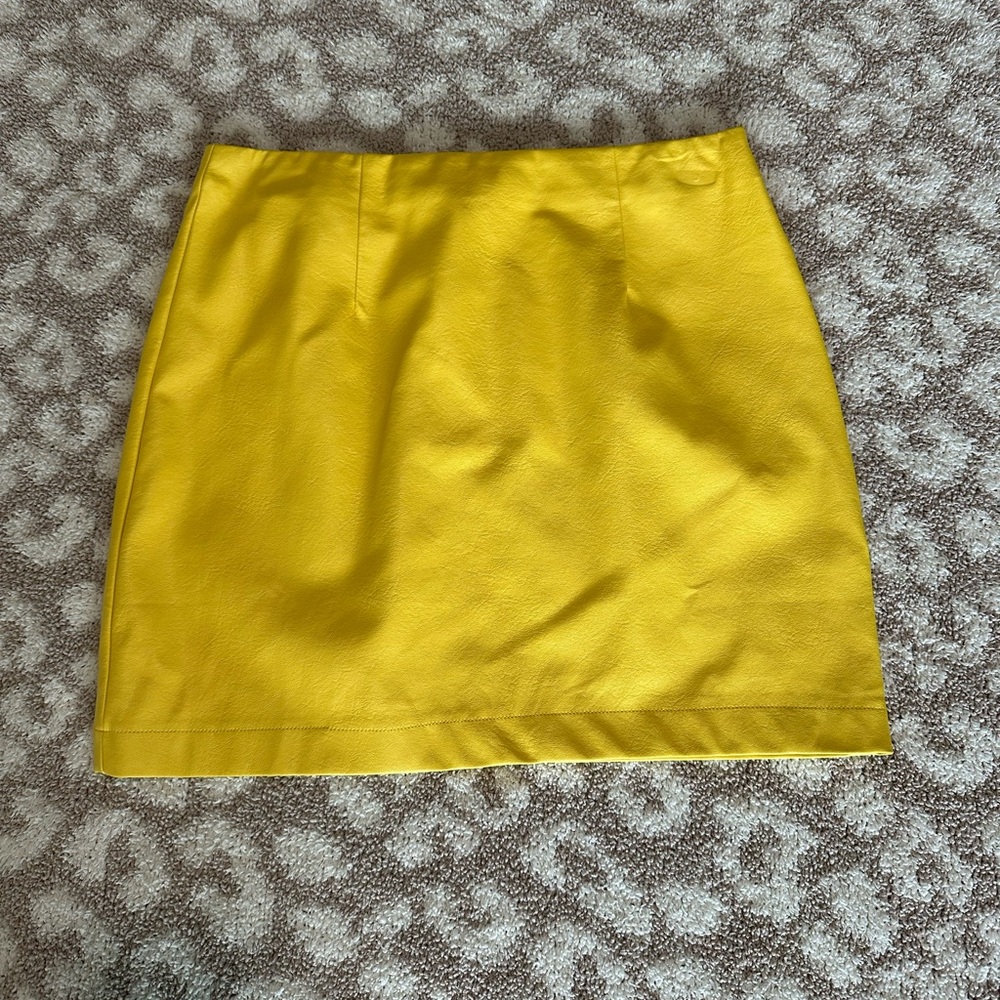 Lulu's Vibrant Yellow Mini Skirt
